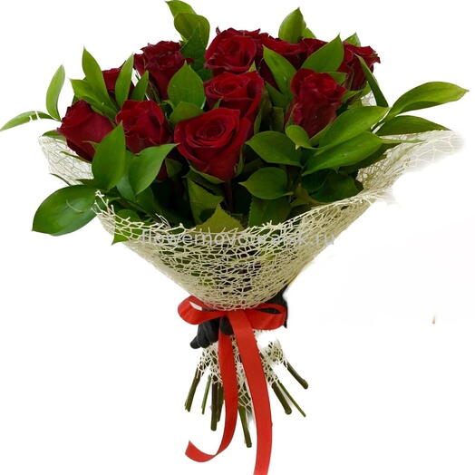 باقة ورود حمراء كلاسيكية للحب