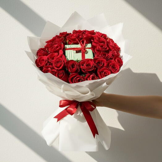 🌹 Bouquet de chocolat de luxe Rose Patchi – Un plaisir romantique