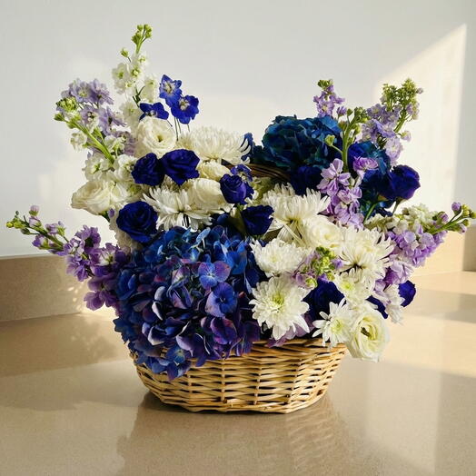 Каскад лепестков - струящаяся цветочная элегантность