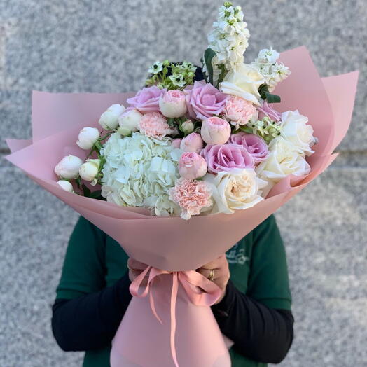 Signature bouquet Malva