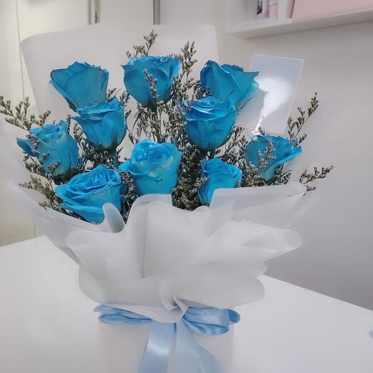 Blue roses mix
