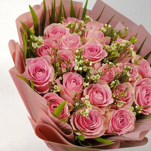 Букет розовых роз