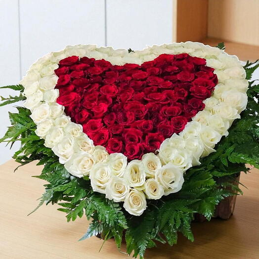 My Valentine:150 Stems of Red   White roses in a heart shape