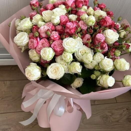 Bouquet Mixte Rose et Blanc Bombastique