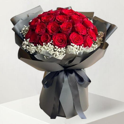 Шелковый поцелуй Валентина_ букет из 49 роскошных красных роз