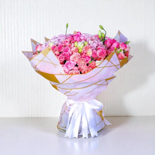 Blush Symphony – Luxurious Pink Rose   Hydrangea Bouquet