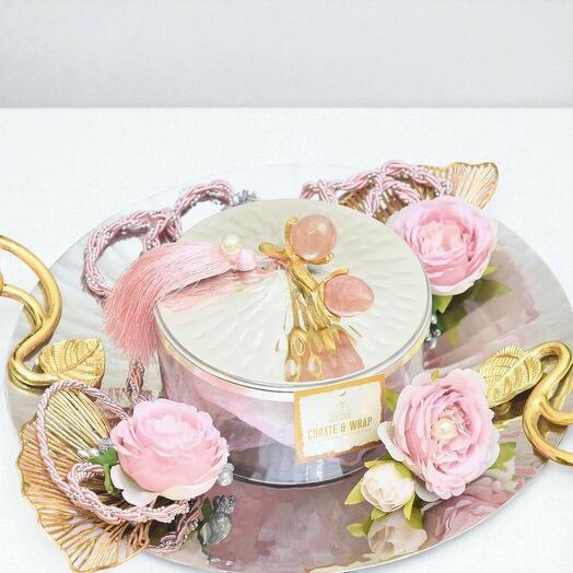 Подарочная корзина с набором подносов Flowers and Bloom