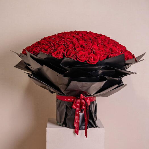 200 Red Roses