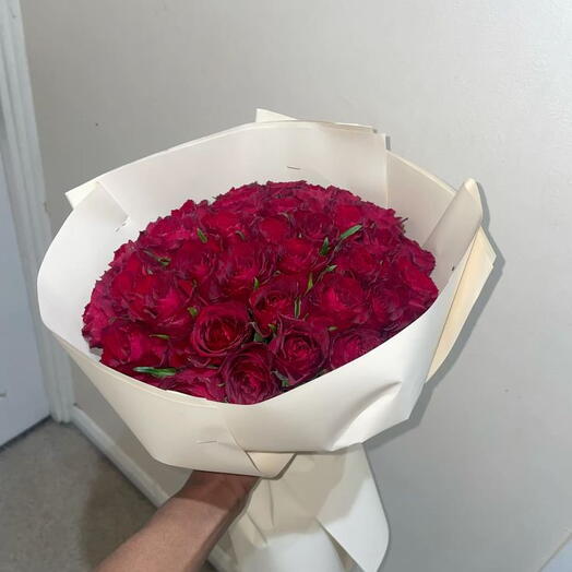 30 Red Roses Bouquet L Size
