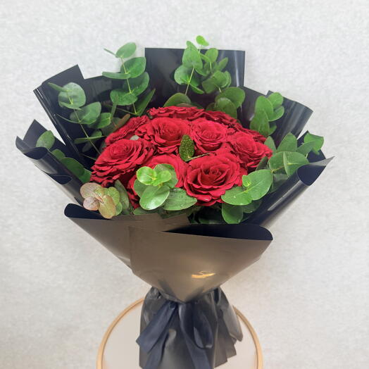 Букет из 10 красных роз