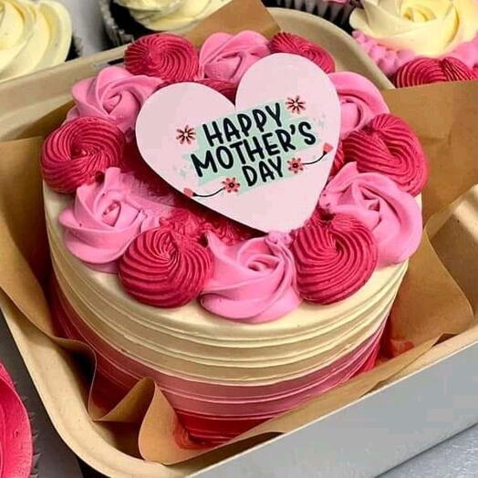 Розовый торт «Люблю маму»