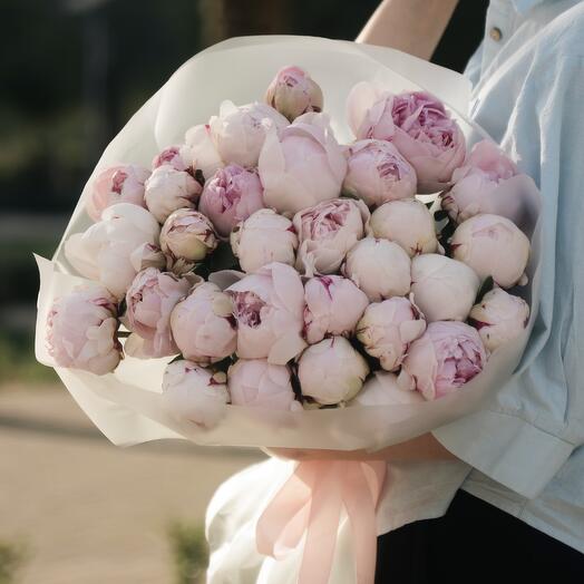 Peony Mono Bouquet
