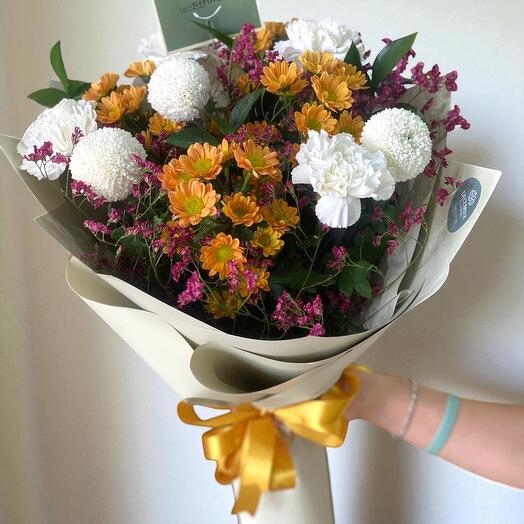 Ramo Ambiente Otoñal – Crisantemos Brillantes, Claveles   Pompones