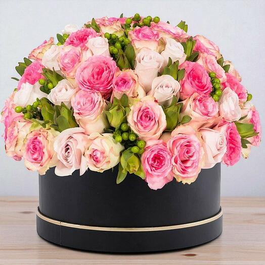 МИНИ-РОЗЫ   РОЗЫ В КОРОБКЕ