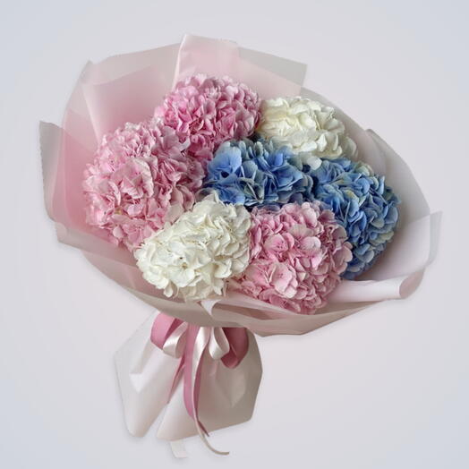 Нежно-голубой