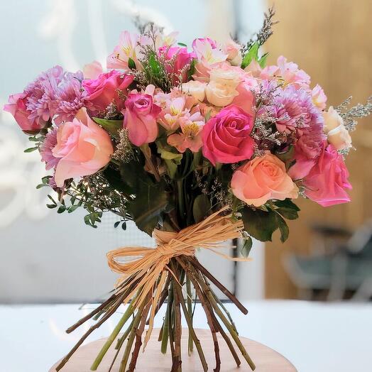 Ramo silvestre rosa de jardín