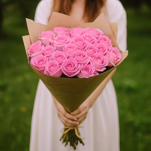 Bouquet Revival de 21 roses roses – cadeau floral gracieux et romantique