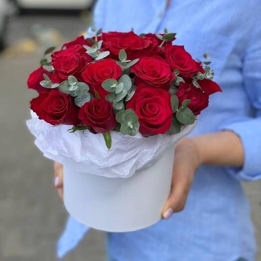 Red roses box arrangement