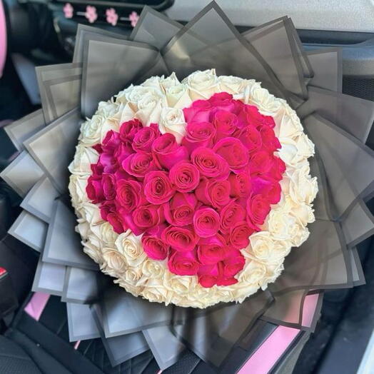 Ramo de corazones rosa y blanco
