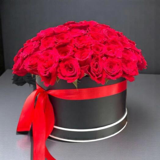 Luxurious Red Roses in a Box – 70 Roses