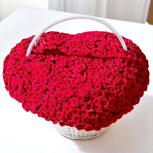 Burning Love Heart – 501 Red Roses Basket