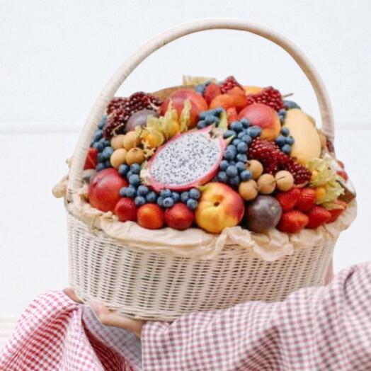 Stay Young Exotic Collagen Fruit Basket for Mom – Antioxidant   Vitamin-Rich Gift by Fruitify UAE