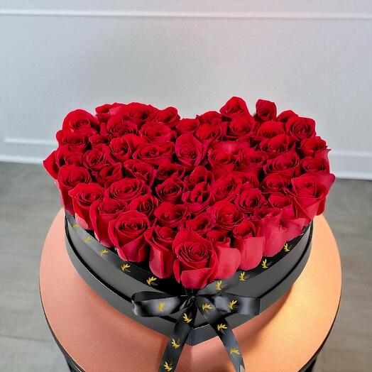 Red Roses in Big Heart Box