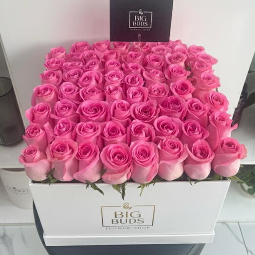 Белая коробка Revival