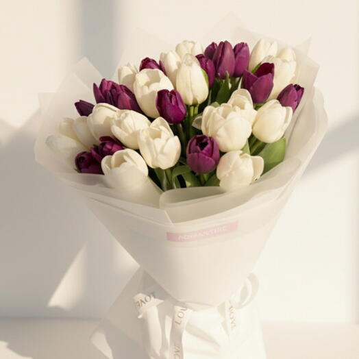 Букет «Весеннее наслаждение» из смешанных тюльпанов