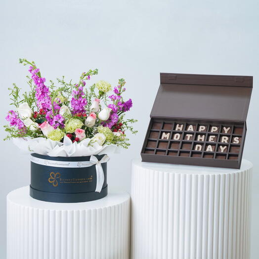 Коробка расцвета счастья с шоколадом