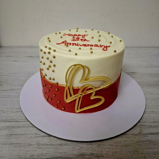 Anniversary cake Red and white