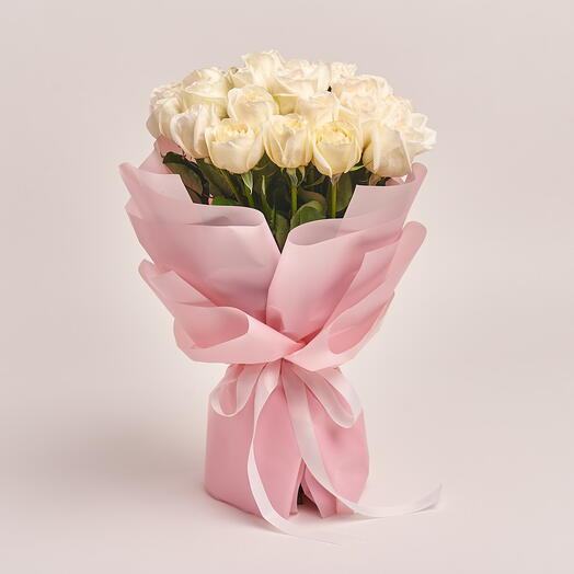Creme- 25 White Rose Bouquet