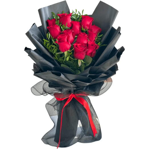 Romantic Roses – Valentine Mini Red Bouquet