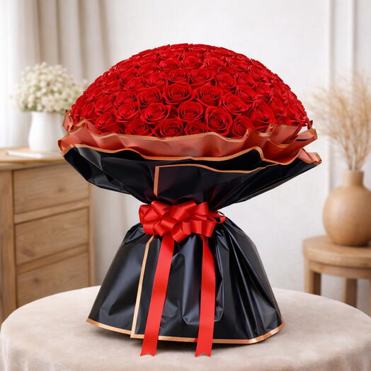 Golden Royal Love – Bouquet de 101 roses rouges