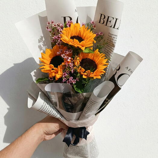 Ramo de girasoles soleado