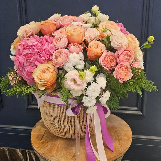 composition "Empire of Flowers"