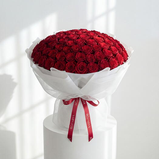 Роскошный купол из красных роз XL