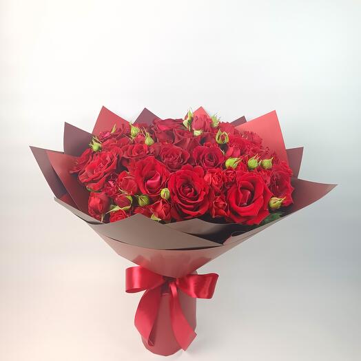 Scarlet Red Rose Bouquet