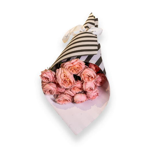 Пять кустовых роз Julietta