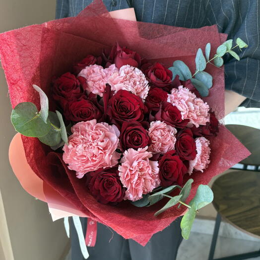 Rose blush bouquet with red roses and carnations