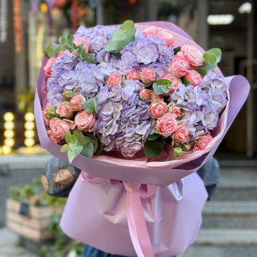 Lavender Hydrangea Premium Bouquet