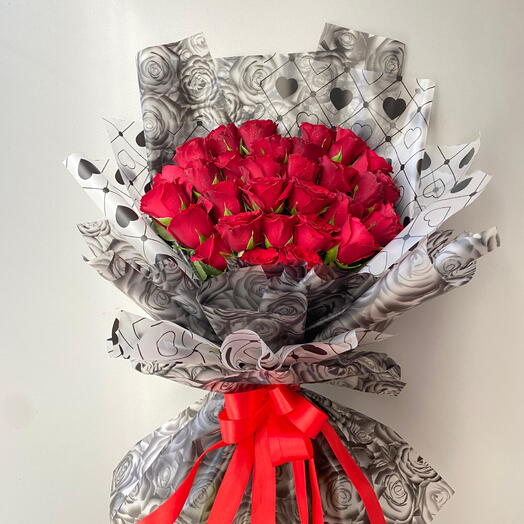 Elegant Red premium Roses bouquet