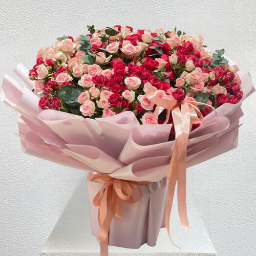 Hugging _ 251 Luxurious Spray Rose Bouquet For Birthday or Anniversary
