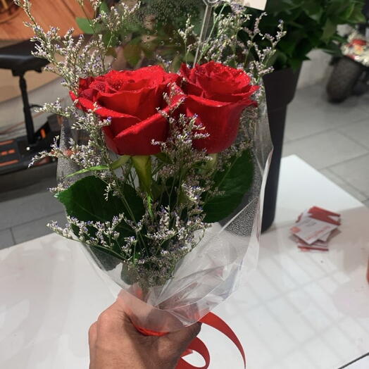 Букет из 2 красных роз