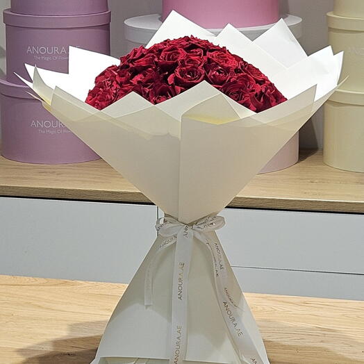50 Classic Red Roses