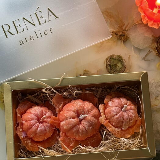 Set of scented mandarine candles