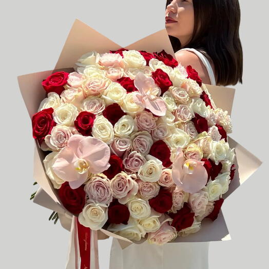 101 Mixed Roses Bouquet For Anniversary or Birthday