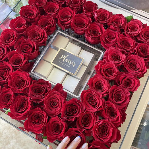 Свежие розы VVIP акрил