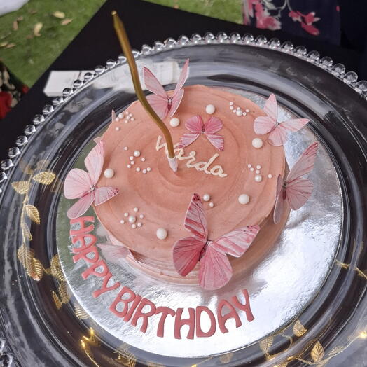 Butterflies and pearls bento cake
