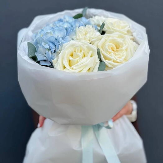 Облака _ гортензия с белой розой премиальный букет для него